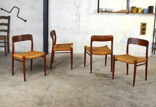 4 chaises Niels O. Moller des années 50 design scandinave