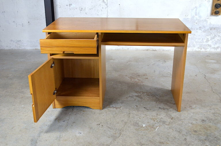 Bureau vintage Basile année 1980 - RetourVersLeVintage.fr