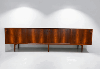 Grande Enfilade Danoise en Palissandre de Rio par H. Rosengren Hansen 1960