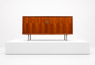 Meuble / Enfilade Basse Danoise en Teck par Arne Vodder Édition Sibast 1960