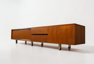 Enfilade Basse en Teck de Louis Paolozzi Édition Monopoly Vintage 1960